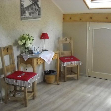 Bed and Breakfast La Contamine Naves-Parmelan Esterno foto