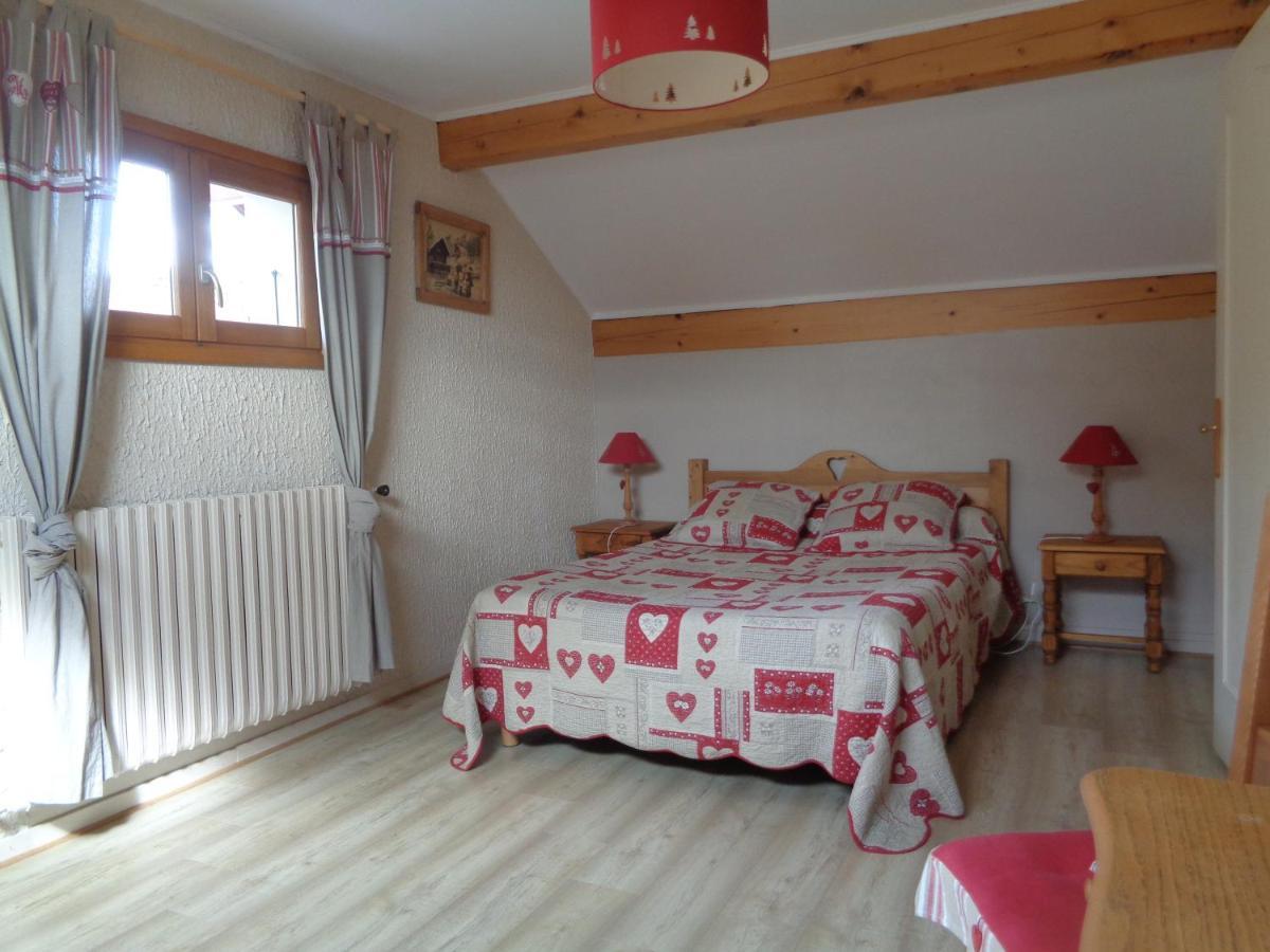 Bed and Breakfast La Contamine Naves-Parmelan Esterno foto